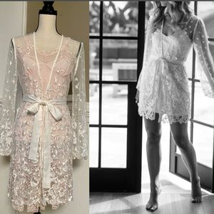 Le Rose Maya Robe